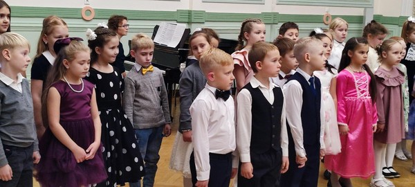 Посвящение первоклассников в юные музыканты