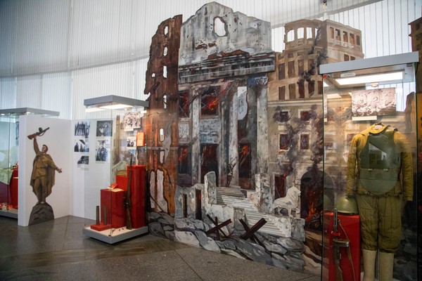 Выставка «Саратов – Сталинграду»