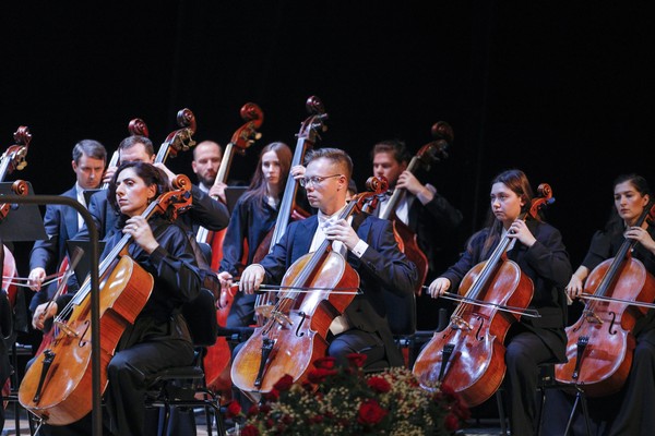 Концерт ТФО с дирижером Михаилом Татарниковым