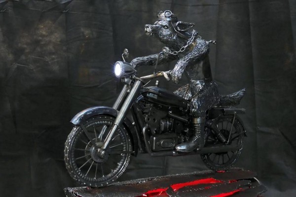 Выставка «Жесть»