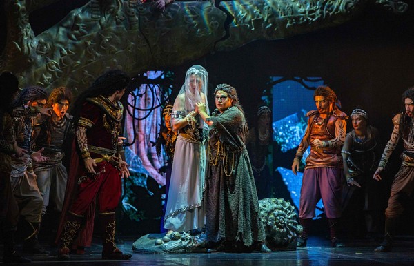 Опера «Искатели жемчуга»