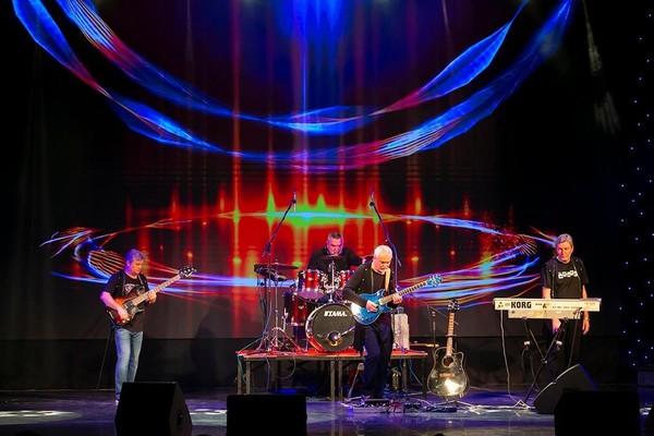 Концерт «По волнам нашей памяти»