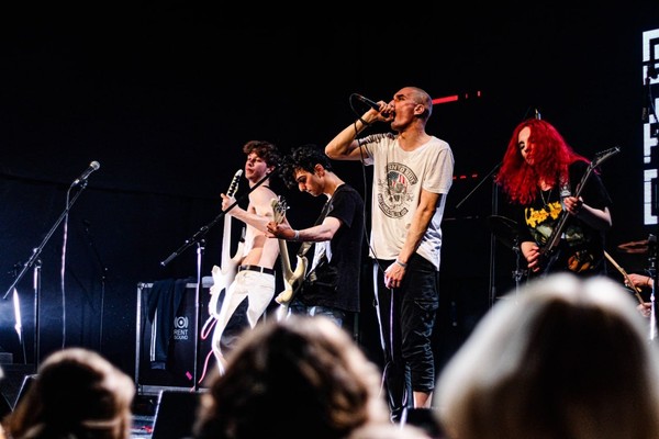 Пацанский рэпчик до слёз. Пиво вместо пар