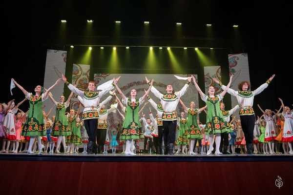 «Посвящение в танцоры» от коллектива «Сварог»