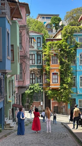 Прогулка с аудиогидом по районам Зейрек и Балат