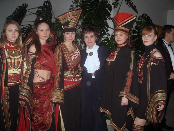 Выставка «Узоры времени»