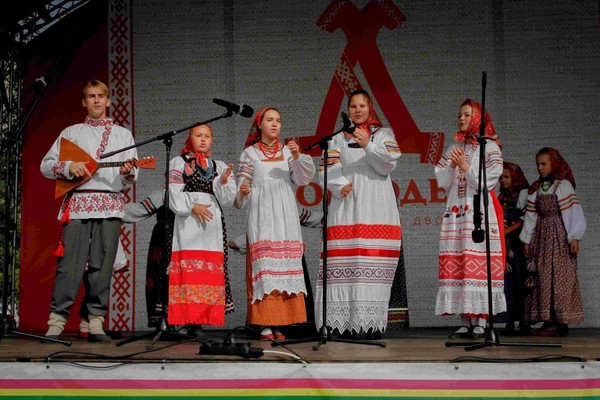 Виртуальный «Инструментарий культуры»: фольклорно-этнографическая студия нового поколения