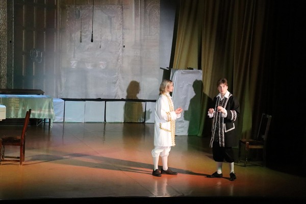 Спектакль «Беда от нежного сердца»