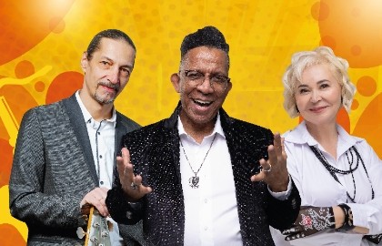 Стивен Митчел