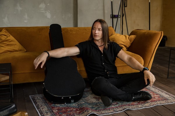 Денис Гуженко