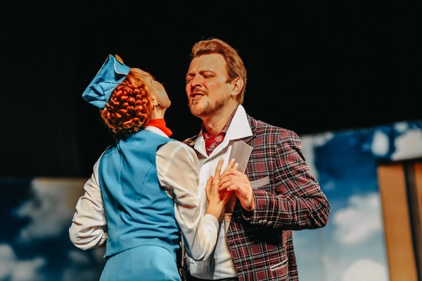 Боинг-Боинг