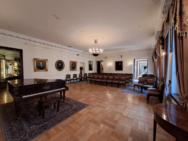 Отзвуки театра