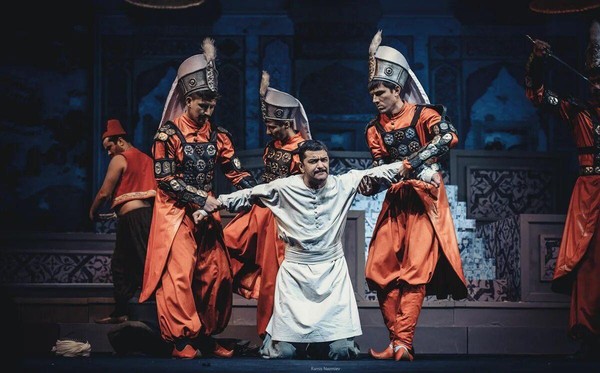 Программа «Меня зовут красный»