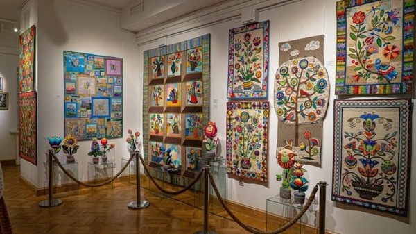 Выставка «Щелкунчик. Сказки современных волшебников»