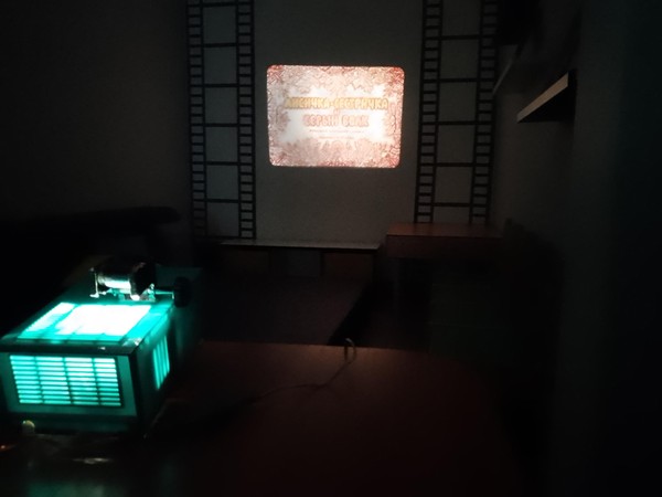 Просмотр диафильма «Лисичка-сестричка и серый волк»