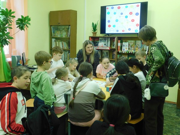 Игра-путешествие «Вокруг Московского района за один день»