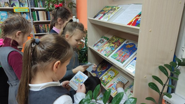 Выставка-игра «Я ребенок – я имею право»