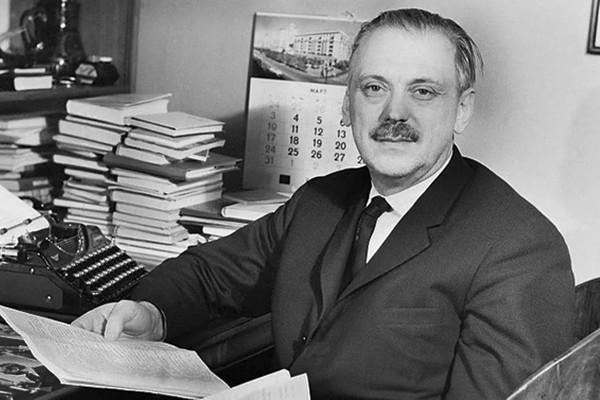 Лекция «Сергей Михалков: жизнь и творчество»