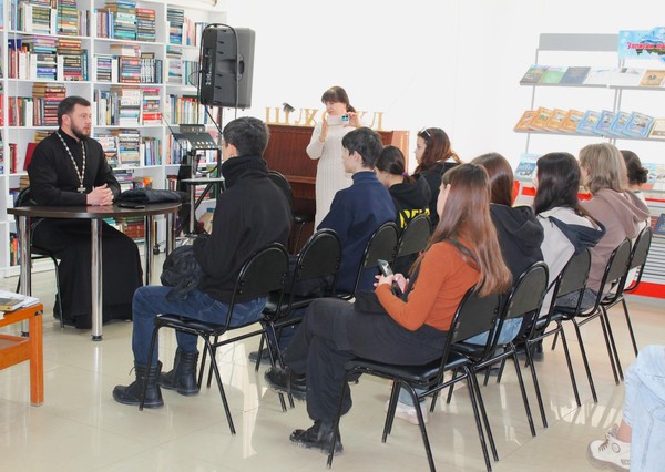 Межконфессиональная беседа с представителями традиционных религиозных конфессий «День толерантности»