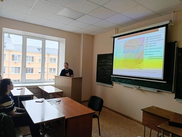 Лекция «Правда, вымысел, обман: история мистификаций Нового и Новейшего времени»