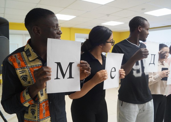 Диспут «Может ли другой стать другом?»