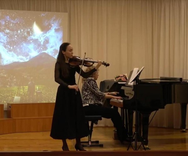 Лекция-концерт «Скрипка рассказывает...»