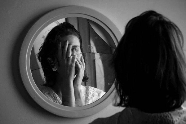 Лекция из цикла «Сам себе психолог» на тему «Отношения с собой: статус все серьезно»