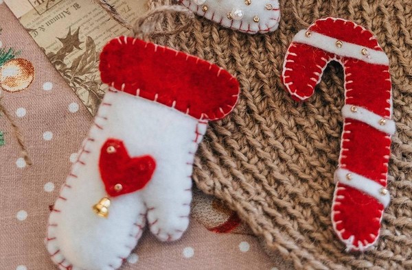 Прием заявок на участие в областном конкурсе ёлочных игрушек «Чудо-варежка»