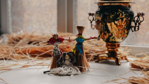 Народная кукла