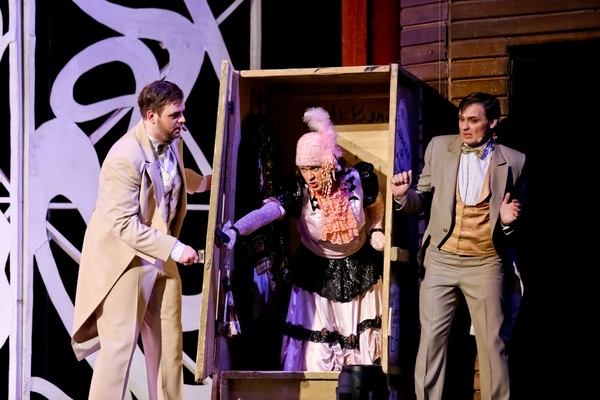 Здрасьте! Я ваша тетя