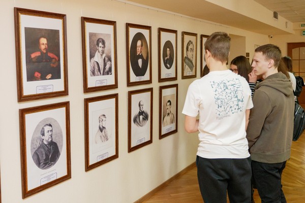 Экскурсия по выставке «В те дни, когда в садах лицея…»