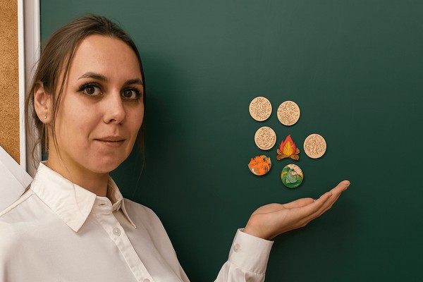 Мастер-класс по росписи деревянных магнитов в жанре пейзажа