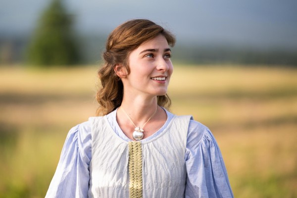 Показ художественного фильма «Волшебное яблоко»