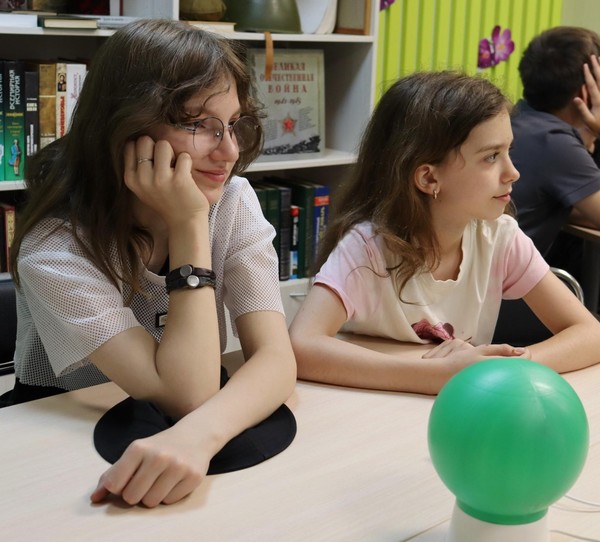 Английский клуб Mr. English в библиотеке