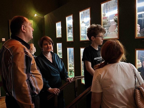 Выставка «Хранители света»