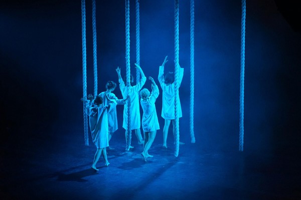 Спектакль «А зори здесь тихие...»