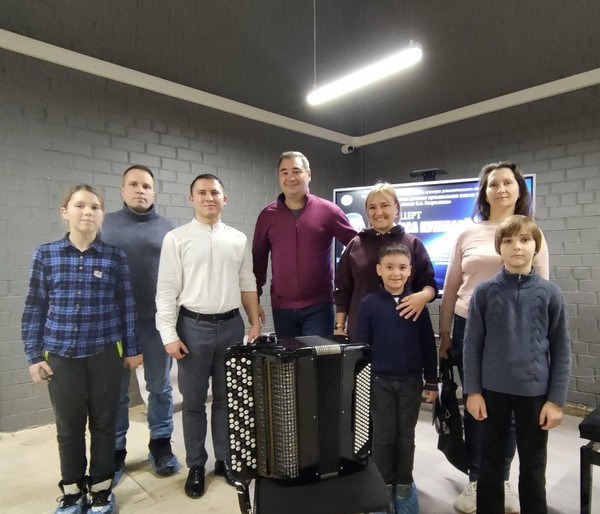 ВНЕКЛАССНАЯ ЖИЗНЬ: НАШИ ТРАДИЦИИ