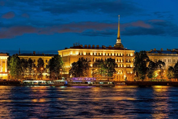 Автобусная обзорная экскурсия с посещением Петропавловской крепости