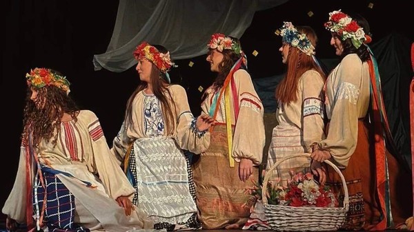 Спектакль «Вечера на хуторе близ Диканьки»