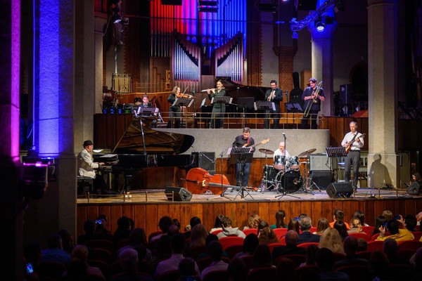 Концерт «Звук» и «Акцент». Джаз без границ»