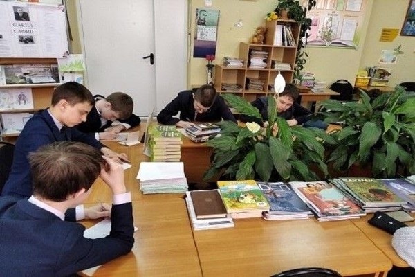 Литературный час «Веселая переменка»