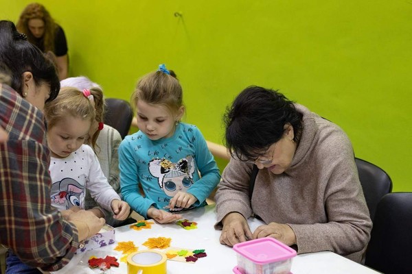 Мастерилка поделки ко дню матери «Открытка мамочке»