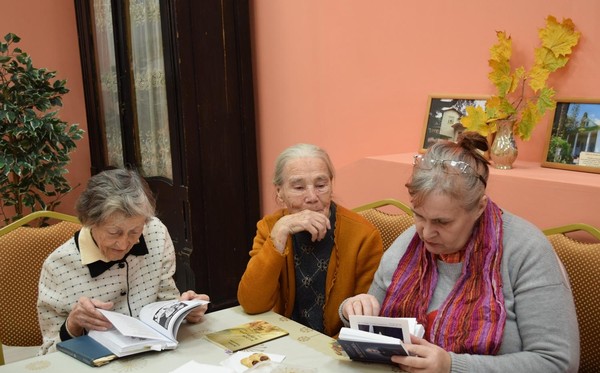 Литературная гостиная «Вместе – целая страна»