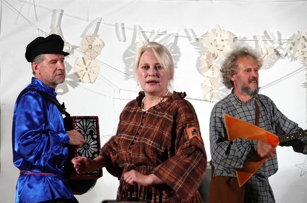 «Морожены песни»: спектакль по сказкам С. Писахова