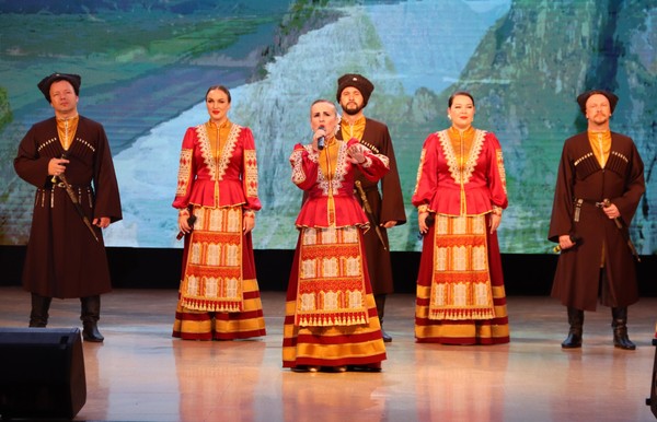 Концерт «Любить по-русски»