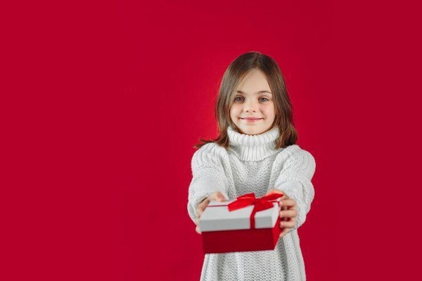 Выставка творческих работ ко Дню матери «Самым милым и любимым»