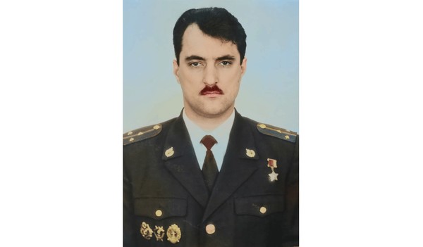 Тематическая беседа «Герой России С. А. Арефьев»