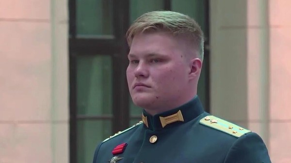 Тематическая беседа «Герой России Э. М. Давыдов»