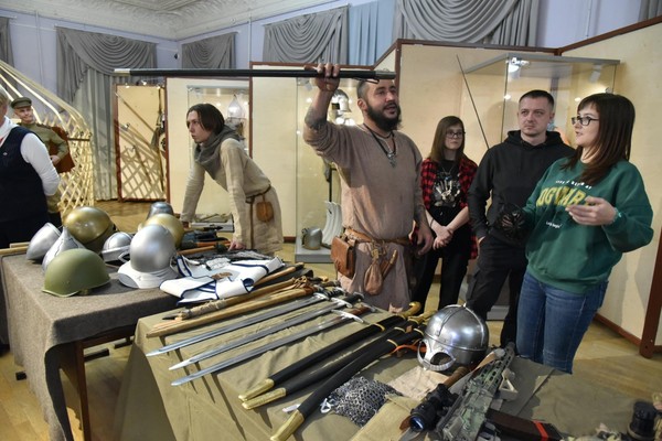 Экскурсия «Тени предков. Воинские традиции и вооружение от древности до современности»
