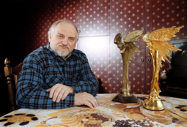Познавательный час «Музыкальная вселенная Гладкова»